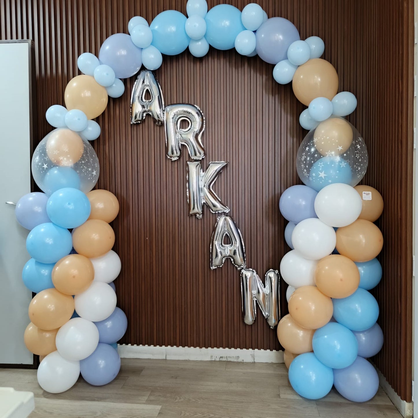 Newborn balloons